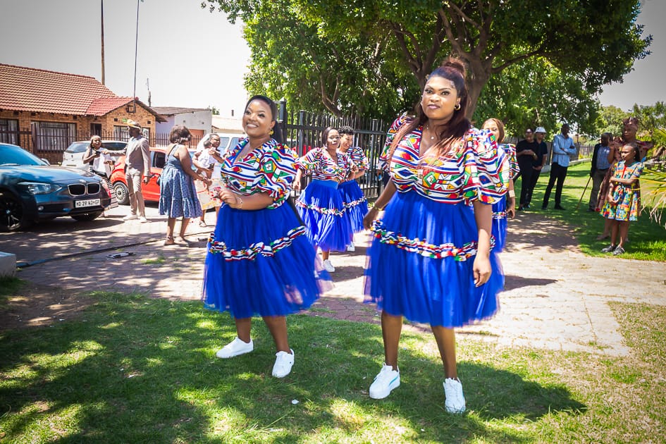 Isithunzi Set